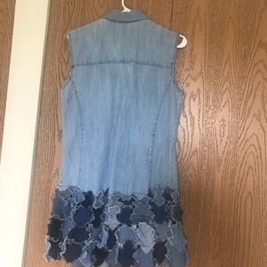 Sleeveless Jean jacket